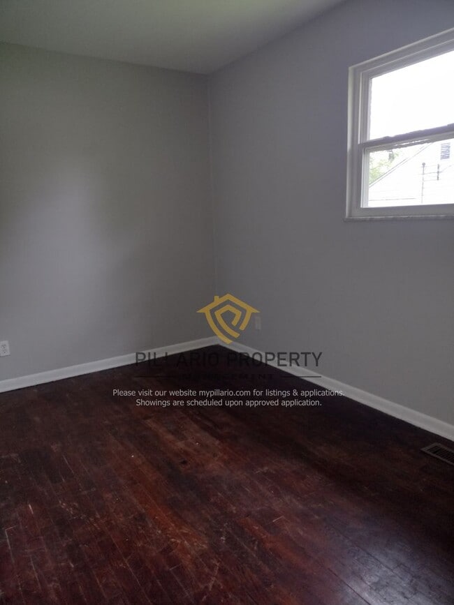 Building Photo - Newly Renovated 3-Bedroom Home on Lasalle ...