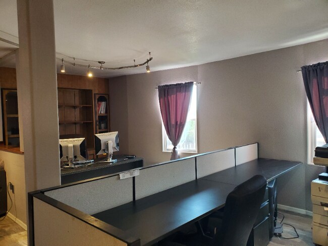 Building Photo - 2403 W Ajo Hwy