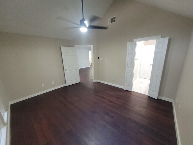 Dormitorio principal - 3708 Sycamore Ln