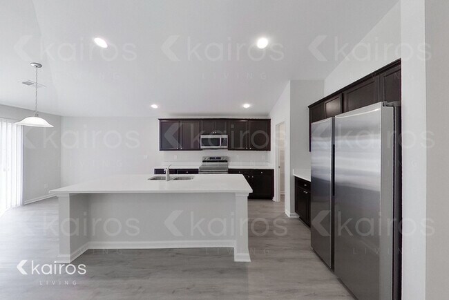 Foto del edificio - 16 Carrollton Dr.
