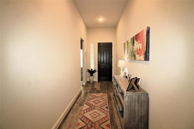 Foto del edificio - 128 Glenwood Dr