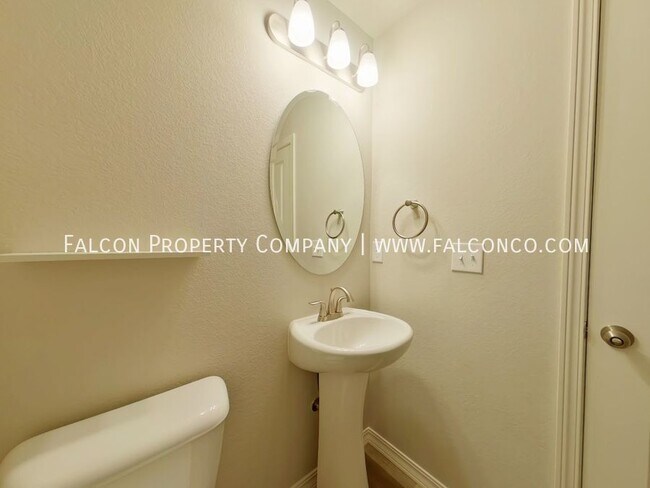 Foto del edificio - 4453 Kaolin Ct