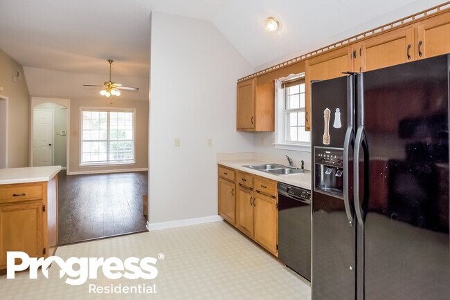 Foto del edificio - 7688 Davis Pkwy