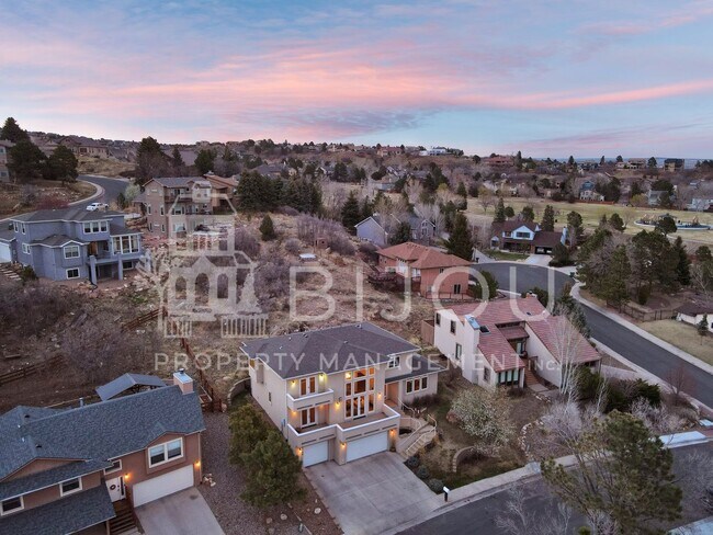 Foto del edificio - Beautiful Home in Mountain Shadows