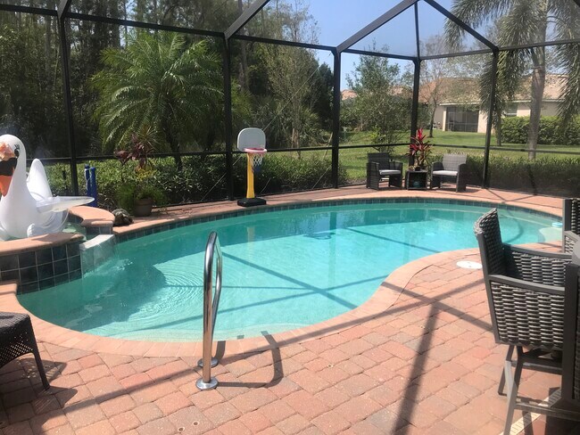 Piscina privada, spa y patio - 10510 Yorkstone Dr