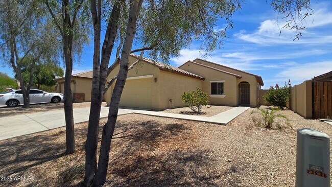 Building Photo - 23827 W Yavapai St