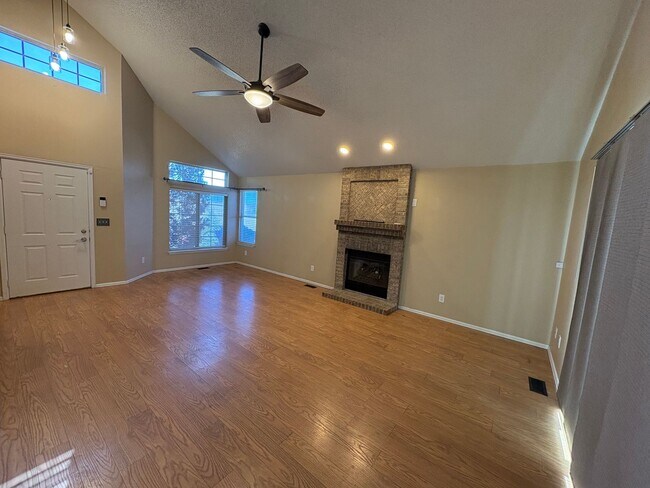 Building Photo - Beautiful Home Near Schriever SFB, Peterson SFB, & Fort Carson!!