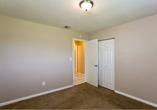 Foto del edificio - 11520 SW 193rd St