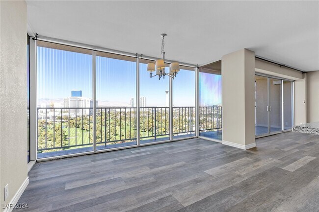 Foto del edificio - 3111 Bel Air Dr