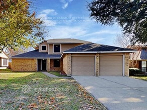 Building Photo - 4364 Bentley Dr