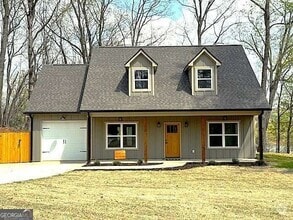Building Photo - 194 Spring Crest Rd