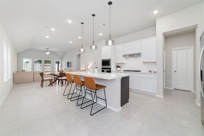 Building Photo - 549 Sand Branch Dr