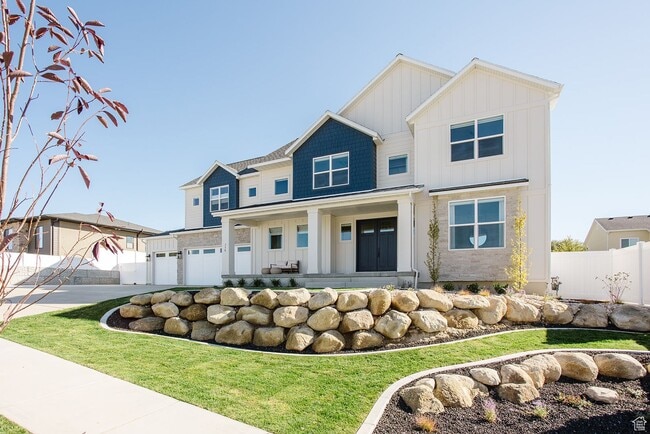 Building Photo - Luxury 5-Bedroom Home in American Fork – P...