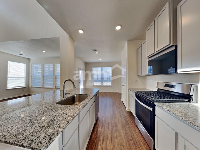 Building Photo - 175 Pebble Creek Run