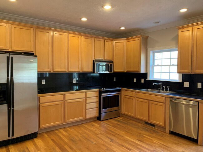 Foto del edificio - 360 Wild Turkey Rd