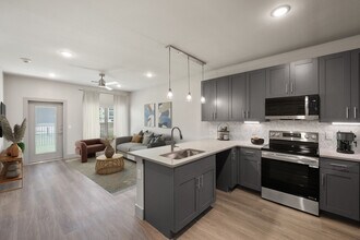 Building Photo - The Emma