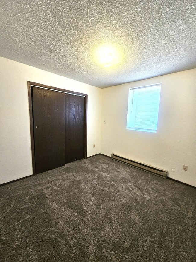 Building Photo - 747 Glenarm St