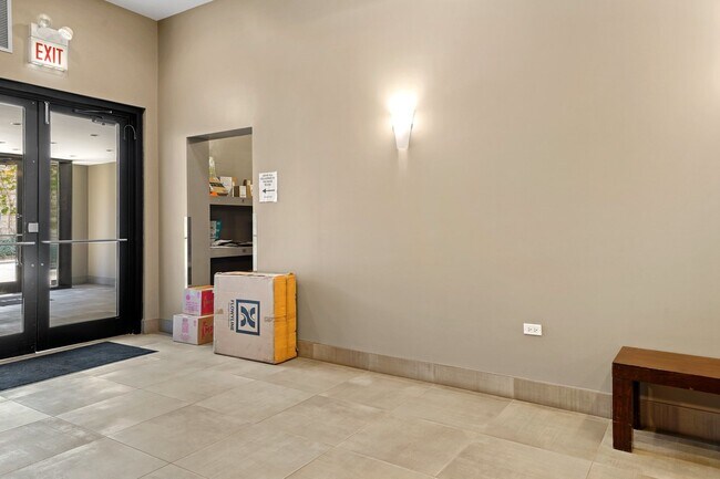 Foto del edificio - 3946 N Ravenswood Ave