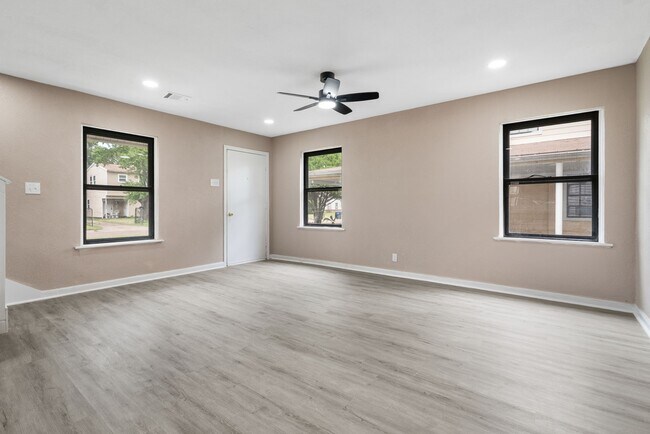 Foto del edificio - 1225 3rd Ave N