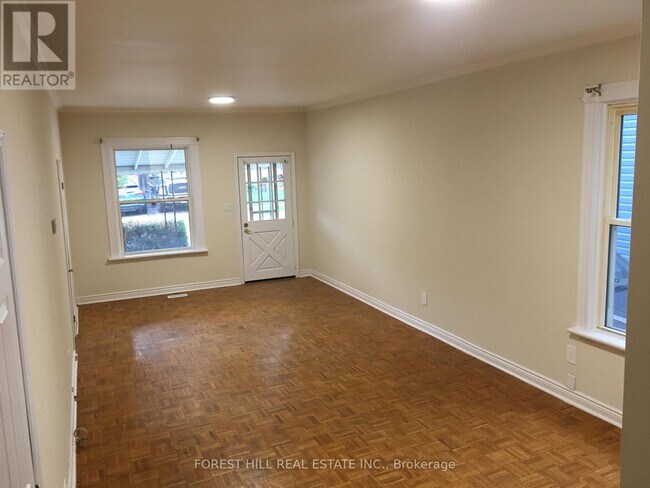 Photo du bâtiment - 61 Bedford Rd