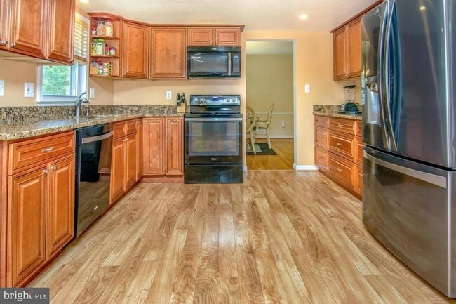 Building Photo - 6910 Eagleton Ln