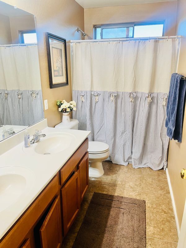 Foto del edificio - 6518 S 71st Dr