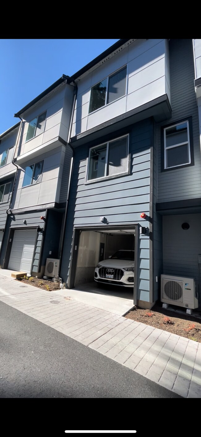 Foto del edificio - 14527 1st Ave NE