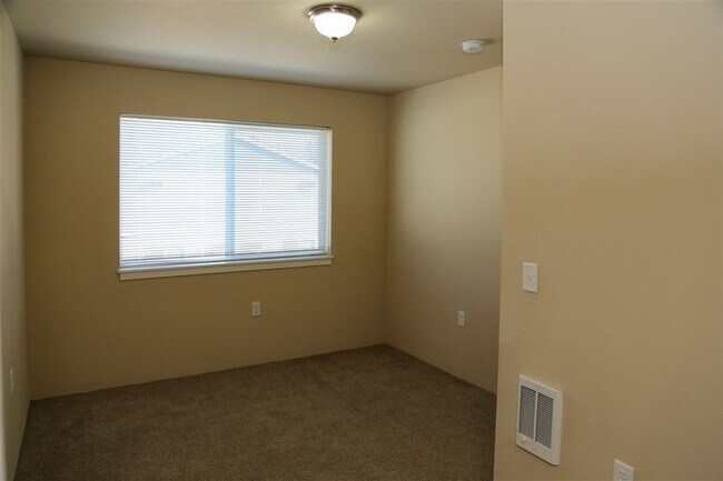 Foto del edificio - 5121 E Buckeye Ave