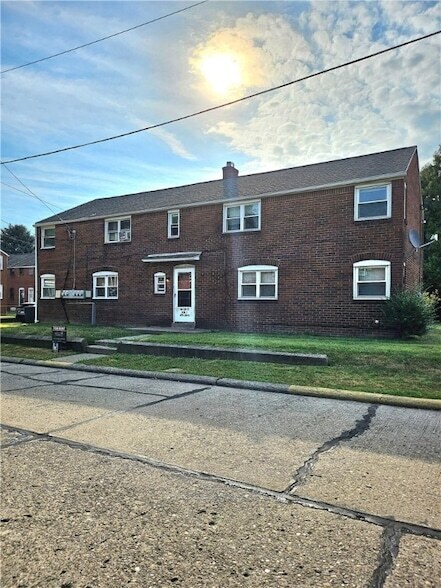 Primary Photo - 200 Elm Street Unit 7a