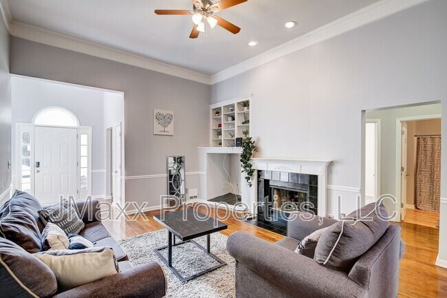 Foto del edificio - 4021 Melvin Dr SW