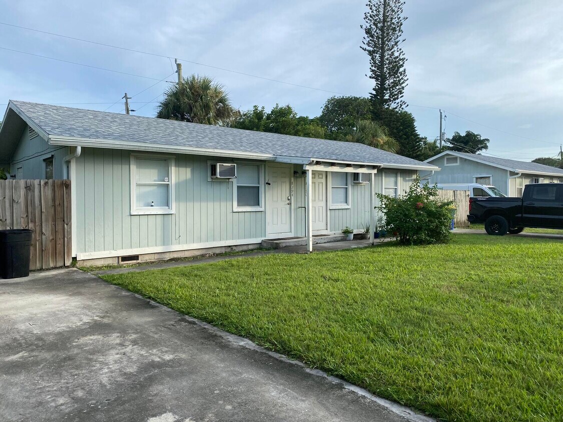 8394 SE Windham Ln, Hobe Sound, FL 33455 Townhome Rentals in Hobe