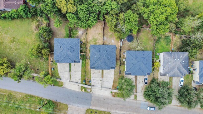 Building Photo - 8130 Jutland Rd