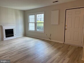 Building Photo - 6015 Netherton St