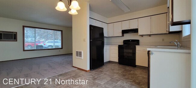 Building Photo - 2 br, 1 bath House - 2804 SW Troy St