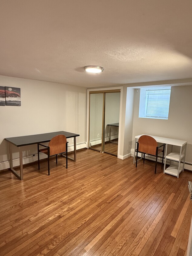 Foto principal - 84 Thorndike St