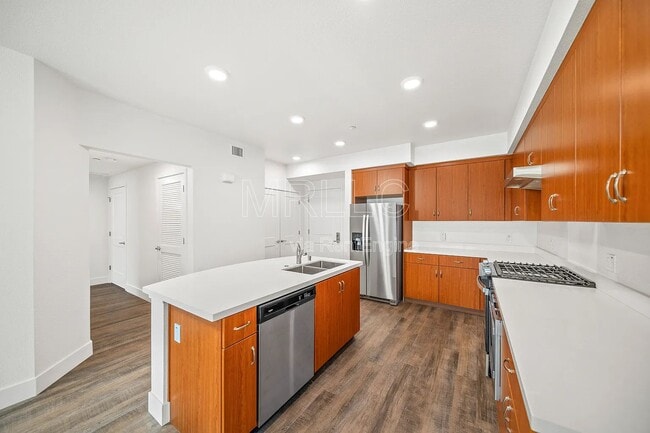 Building Photo - 1853 Almaden Rd