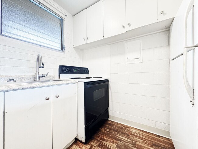 Foto del edificio - Efficient Kaneohe Condo Near Windward Mall