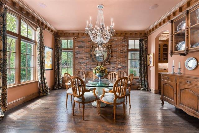 Foto del edificio - 4327 Irving Ave