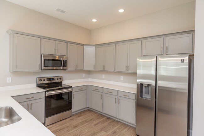 Building Photo - 4731 Stunner Ln