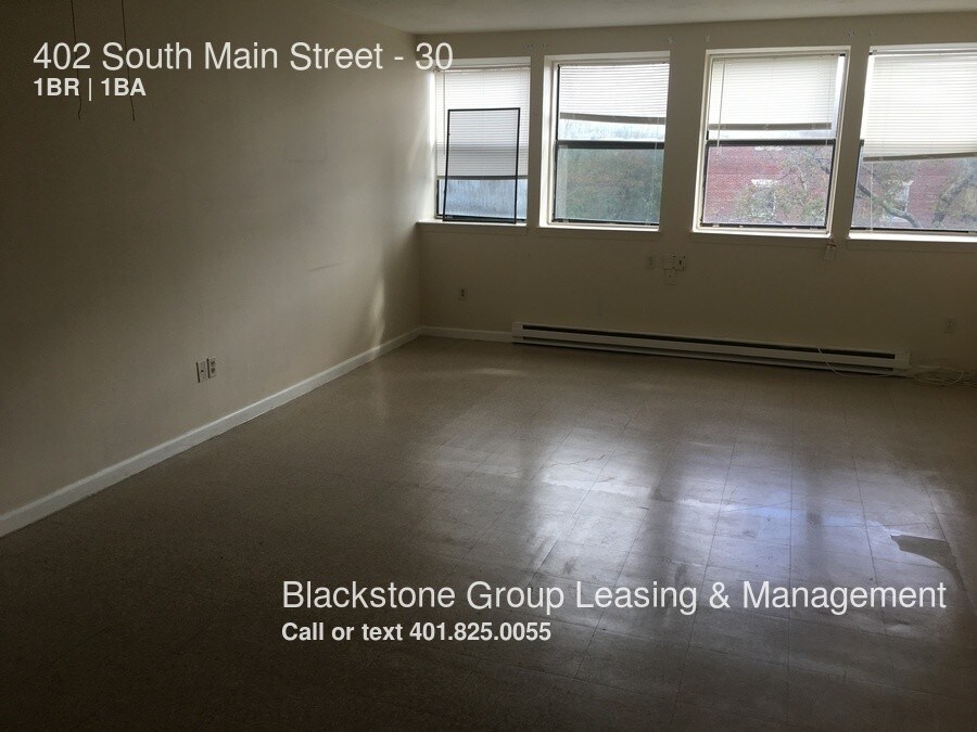 Primary Photo - 402 S Main St