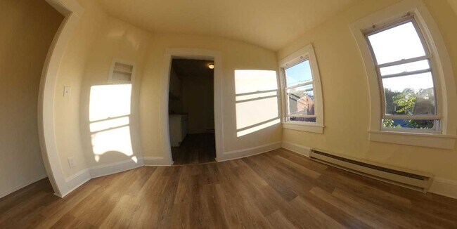 Kitchen entry - 6 Heckman St
