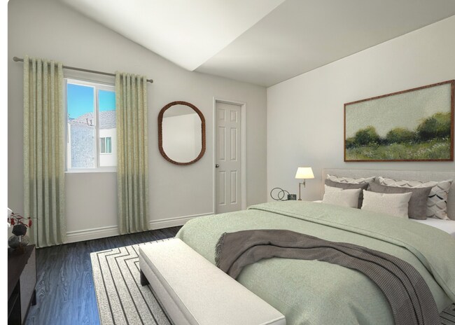 Building Photo - 1927 W College Ave