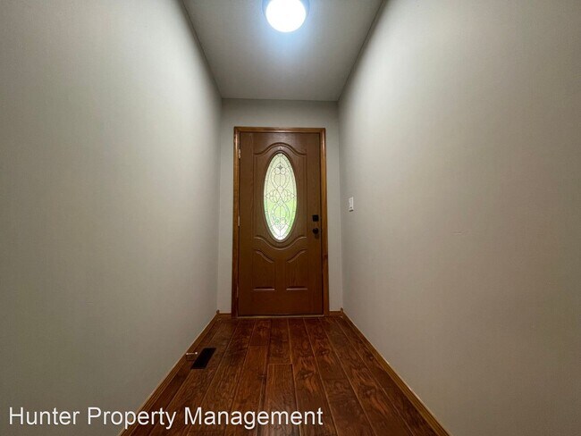 Building Photo - 3 br, 2 bath House - 512 E Ozark Jubilee Dr