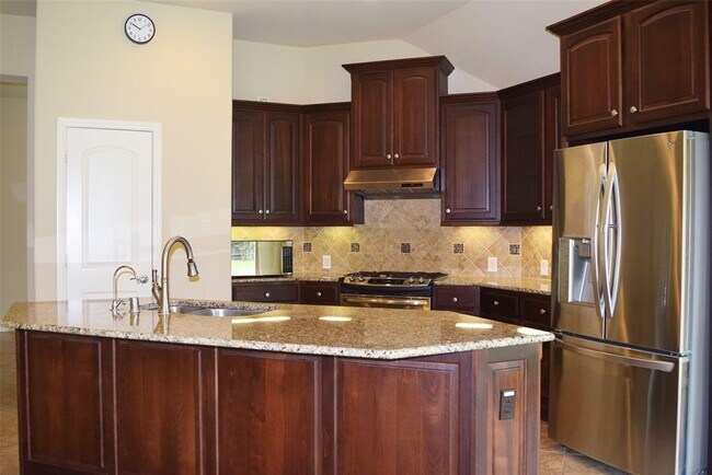 Building Photo - 5311 Wolfpen Ridge Ln