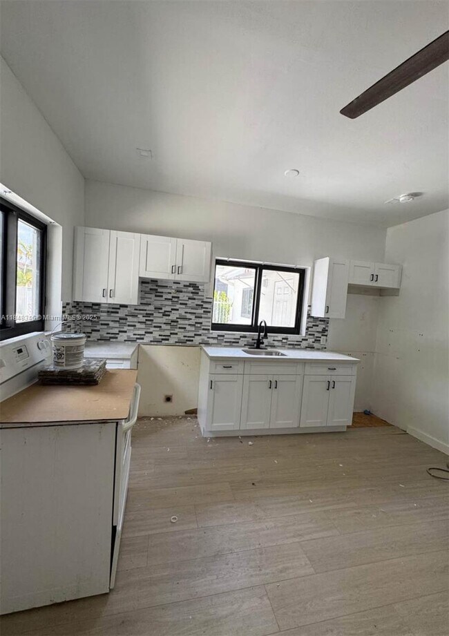 Foto del edificio - 252 E 36th St