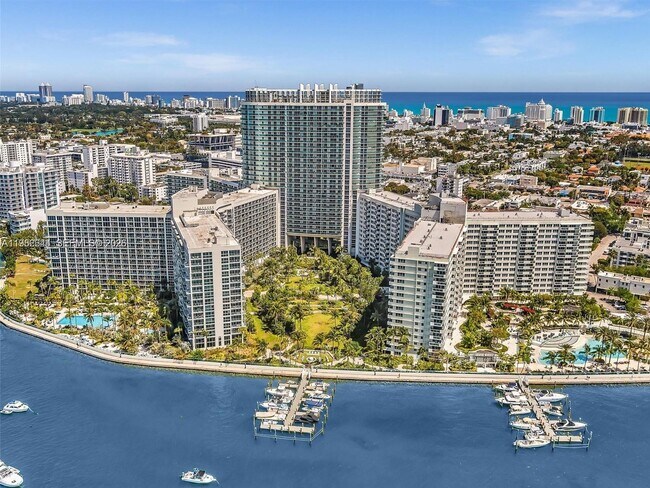 Foto del edificio - 1500 Bay Rd