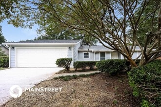 Building Photo - 1815 Quailwood Dr