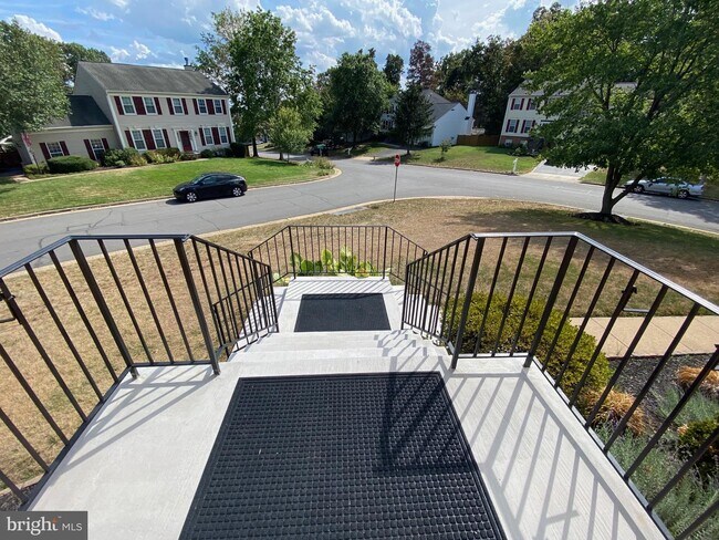 Foto del edificio - 8759 Diamond Hill Dr