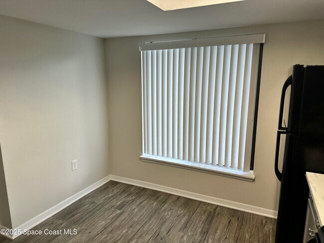 Foto del edificio - 1515 Huntington Ln