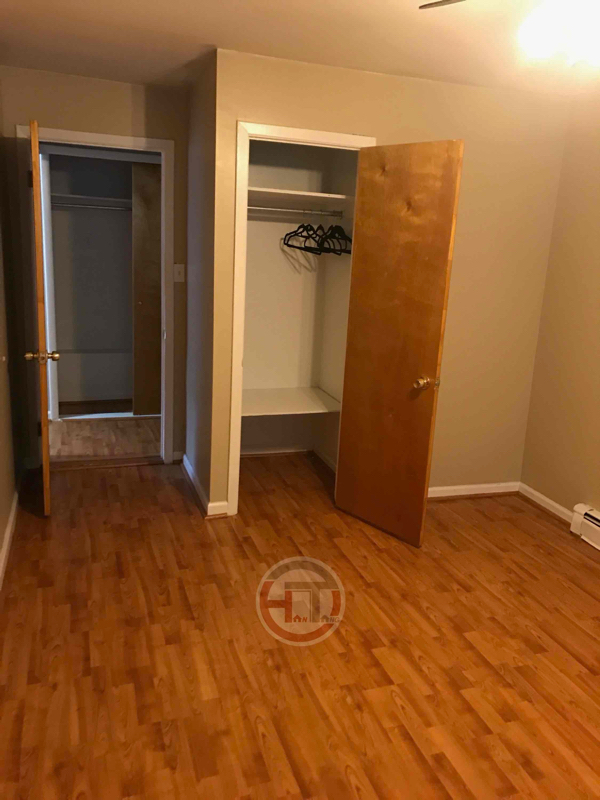 Foto del edificio - 3262 Layton Ave